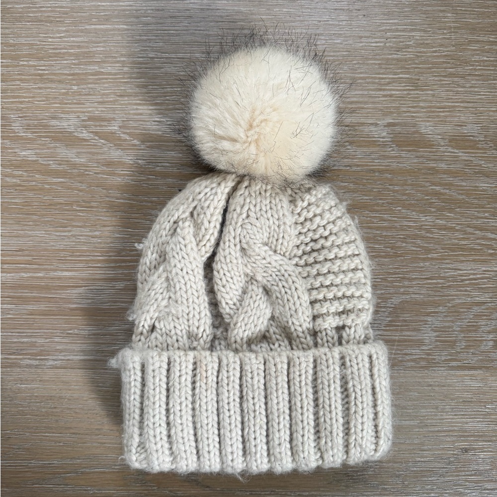 H&M girls cable knit beige Pom Pom hat one size